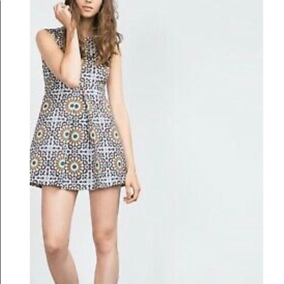 ZARA TILE PRINTED GEOMETRIC ECRU SLIT BACK MINI DRESS - Picture 9 of 14